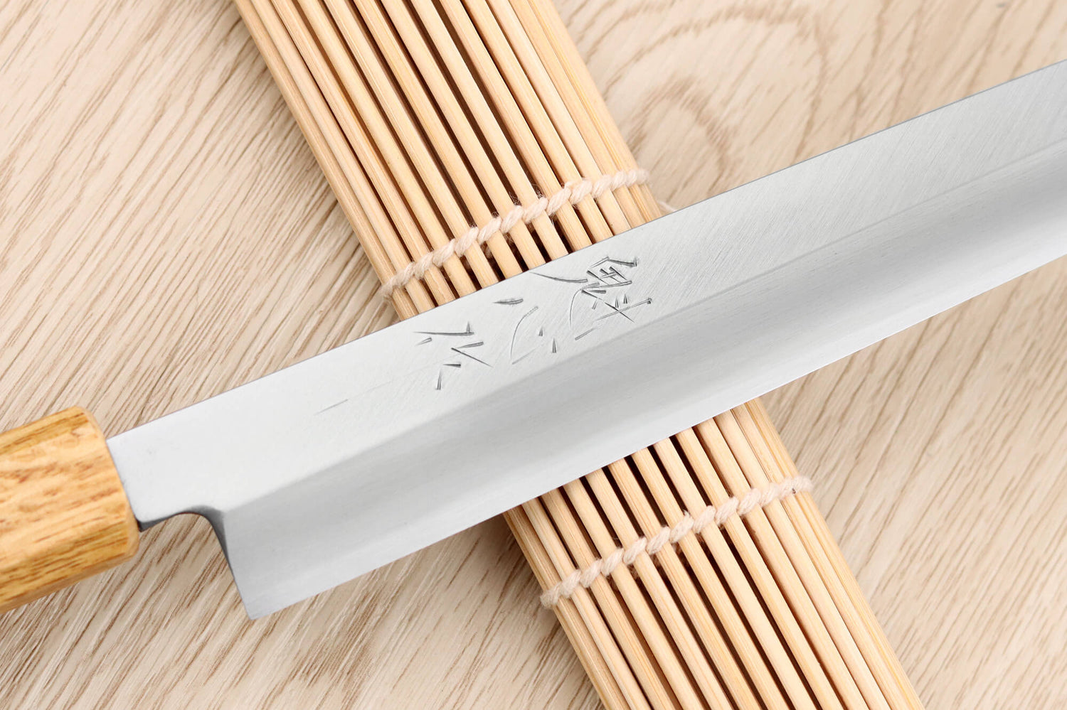 Couteau yanagiba kiritsuke 21cm japonais artisanal Nakamura Kaishin Saku WS2 en chêne