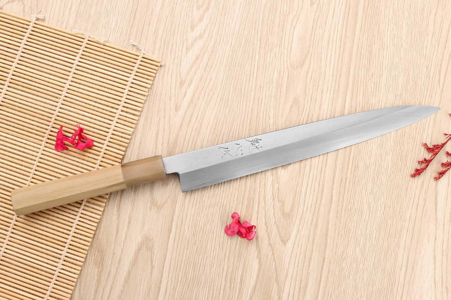 Couteau yanagiba 24cm japonais artisanal Nakamura Kaishin Saku WS2 en magnolia