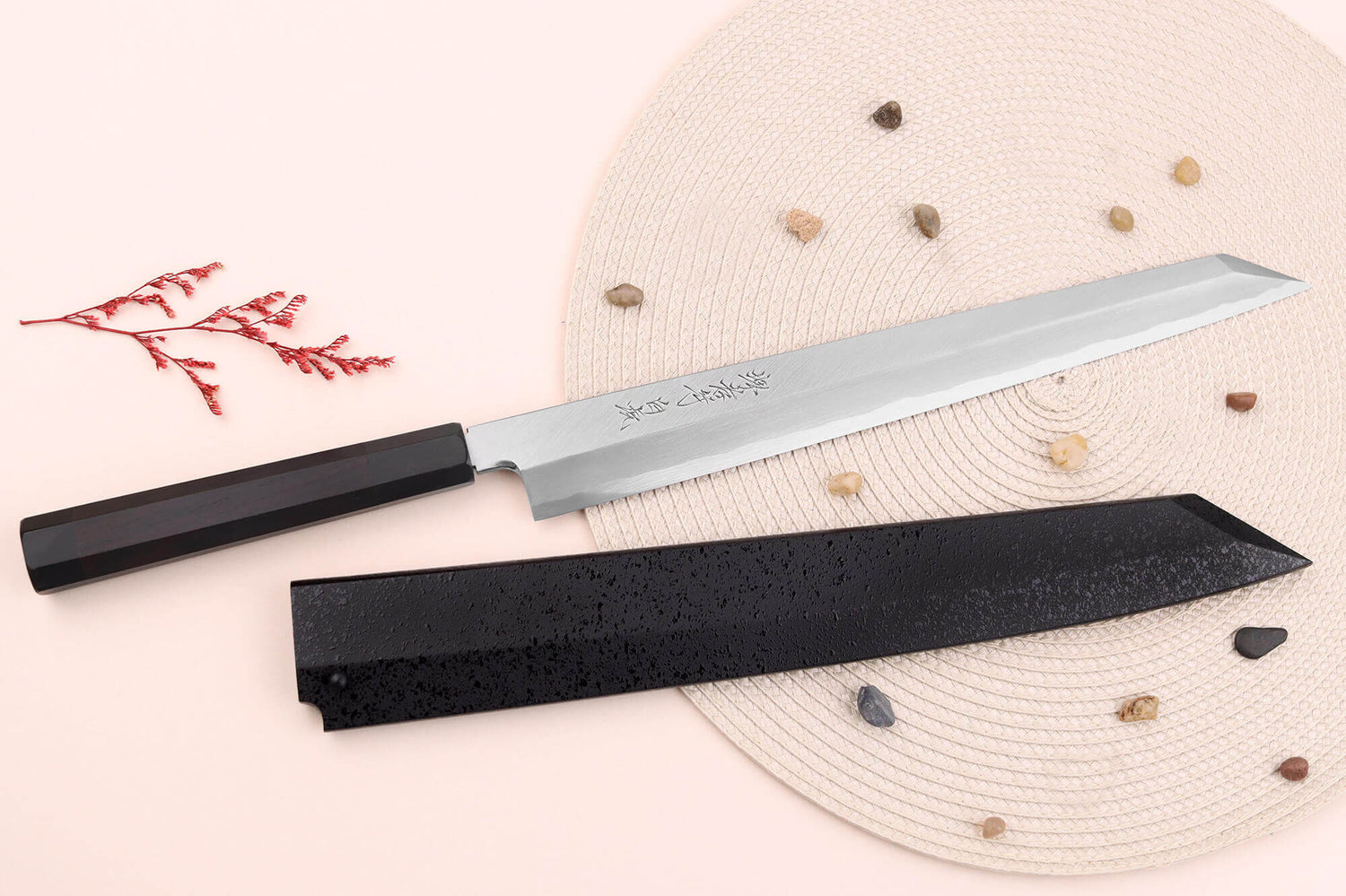Couteau yanagiba kiritsuke japonais artisanal 33cm Sakai Takayuki Byakko manche en ébène + étui