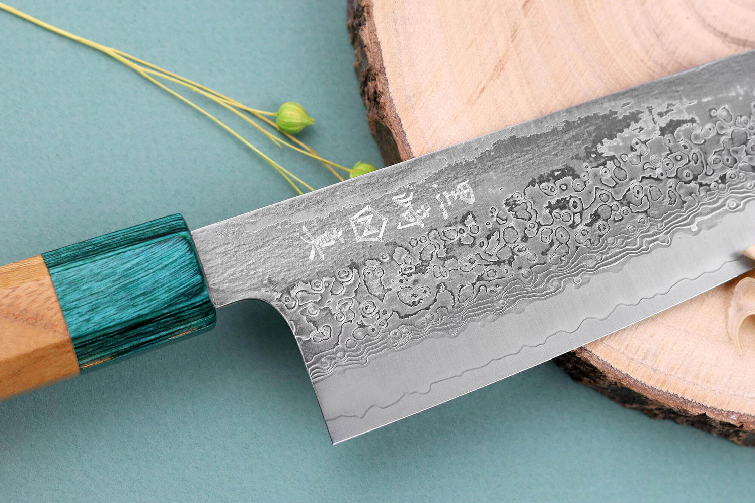 Couteau santoku 16,5cm japonais artisanal Makoto Kurosaki Kodama VG10
