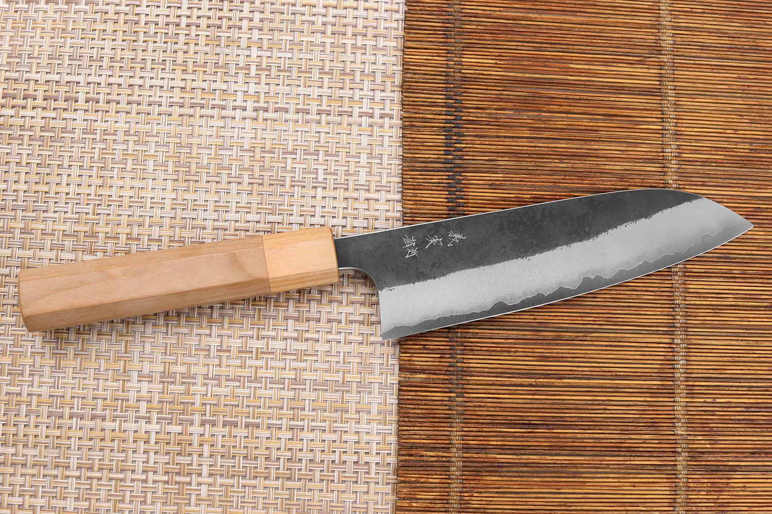 Couteau santoku japonais artisanal Yoshimi Kato AS Brut 16,5cm