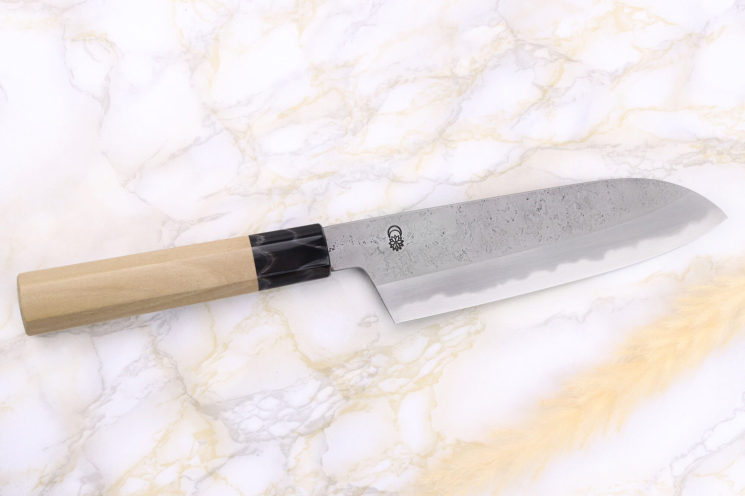 Couteau santoku 18cm japonais artisanal Sakai Kikumori Kikuzuki Rin