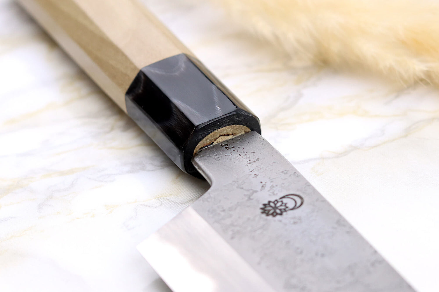 Couteau santoku 18cm japonais artisanal Sakai Kikumori Kikuzuki Rin