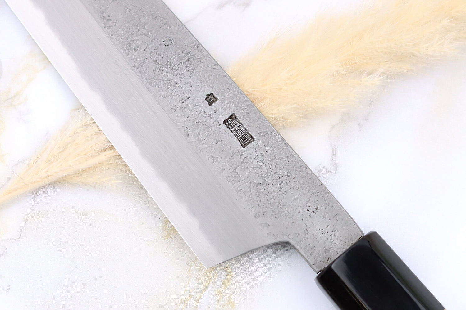 Couteau de chef kiritsuke 21cm japonais artisanal Sakai Kikumori Kikuzuki Rin