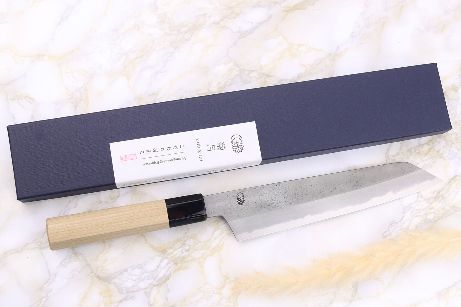 Couteau de chef kiritsuke 21cm japonais artisanal Sakai Kikumori Kikuzuki Rin