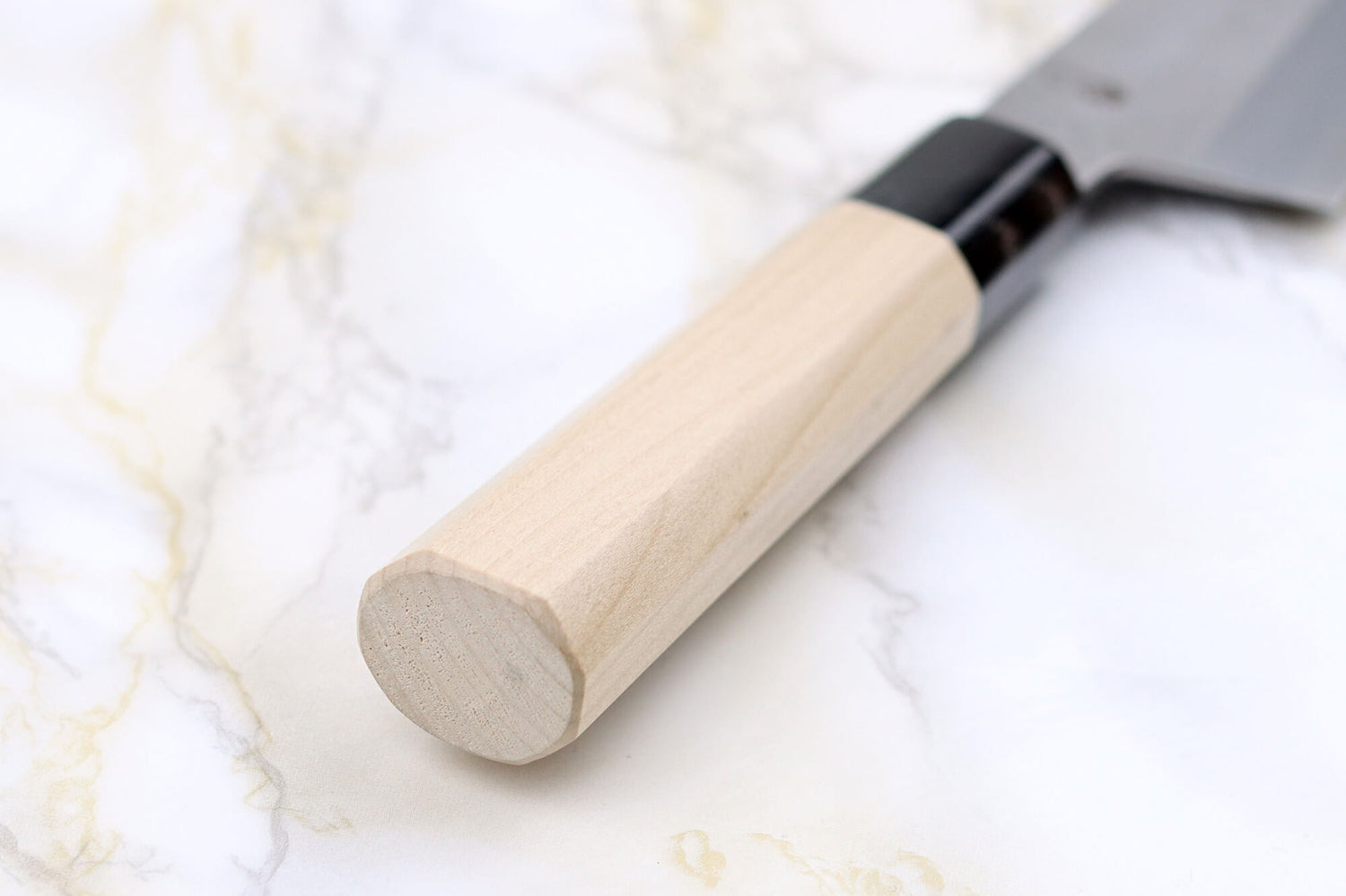 Couteau santoku kiritsuke 18cm japonais artisanal Sakai Kikumori Kikuzuki Rin