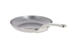 Poêle à omelette De Buyer Mineral B Pro 24cm en acier et poignée en fonte d'inox