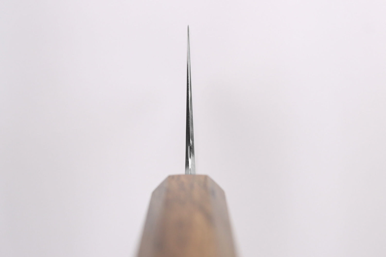 Couteau de chef 24cm japonais artisanal Hado Sumi B1D manche en chêne