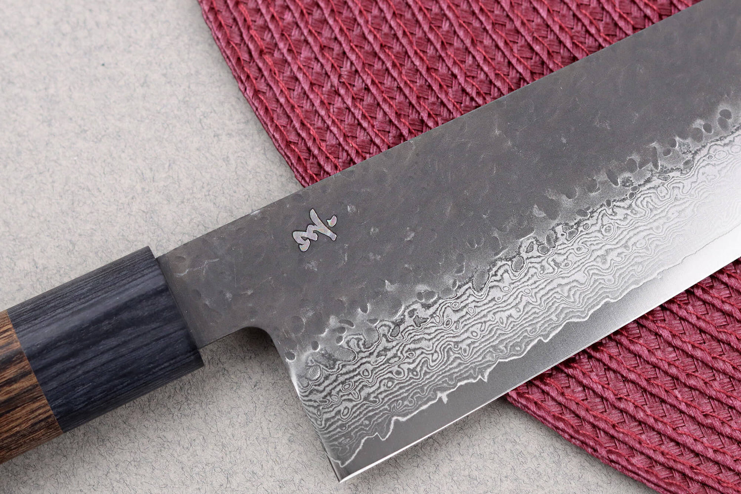 Couteau de chef 18cm japonais Shizu Hamono Gen VG10 damas