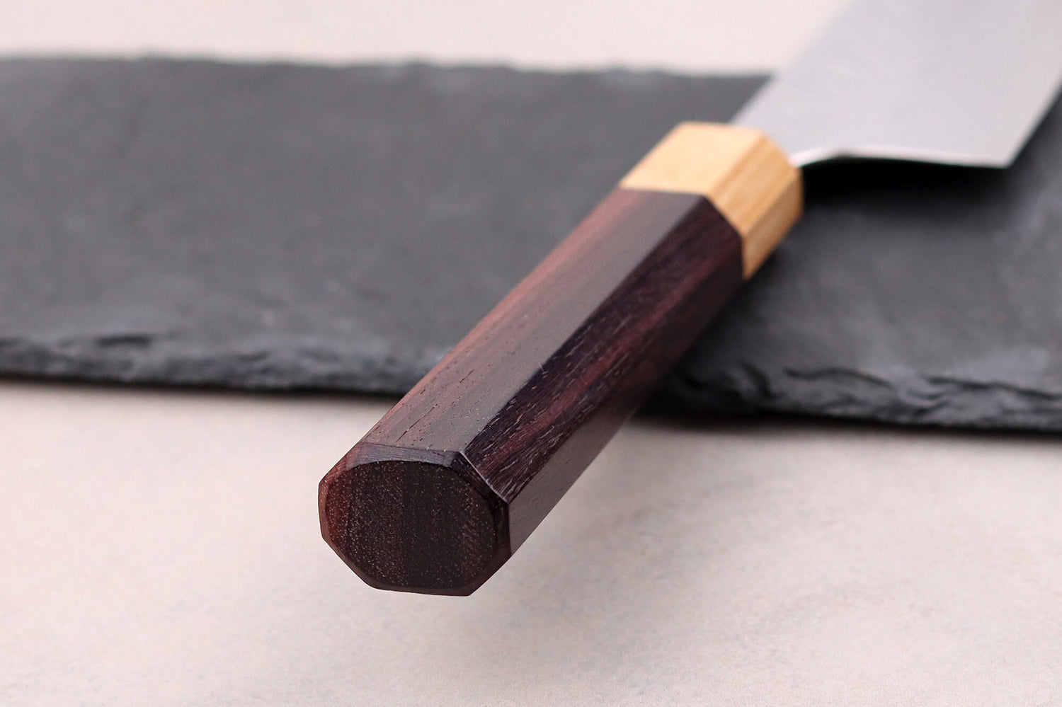 Couteau santoku 16,5cm japonais artisanal Yoshimi Kato SPG Strix V-Tsuchime