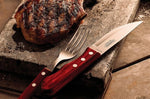 Coffret de 4 couteaux à steak Tramontina Jumbo coloris rouge