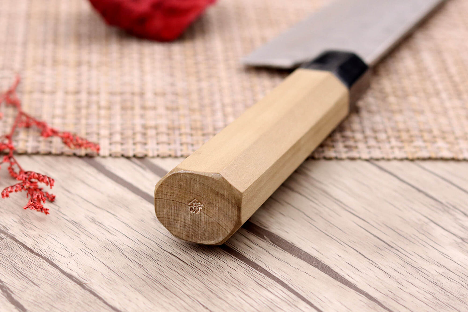 Couteau de chef 21cm japonais artisanal Fujiwara Maboroshi manche en magnolia