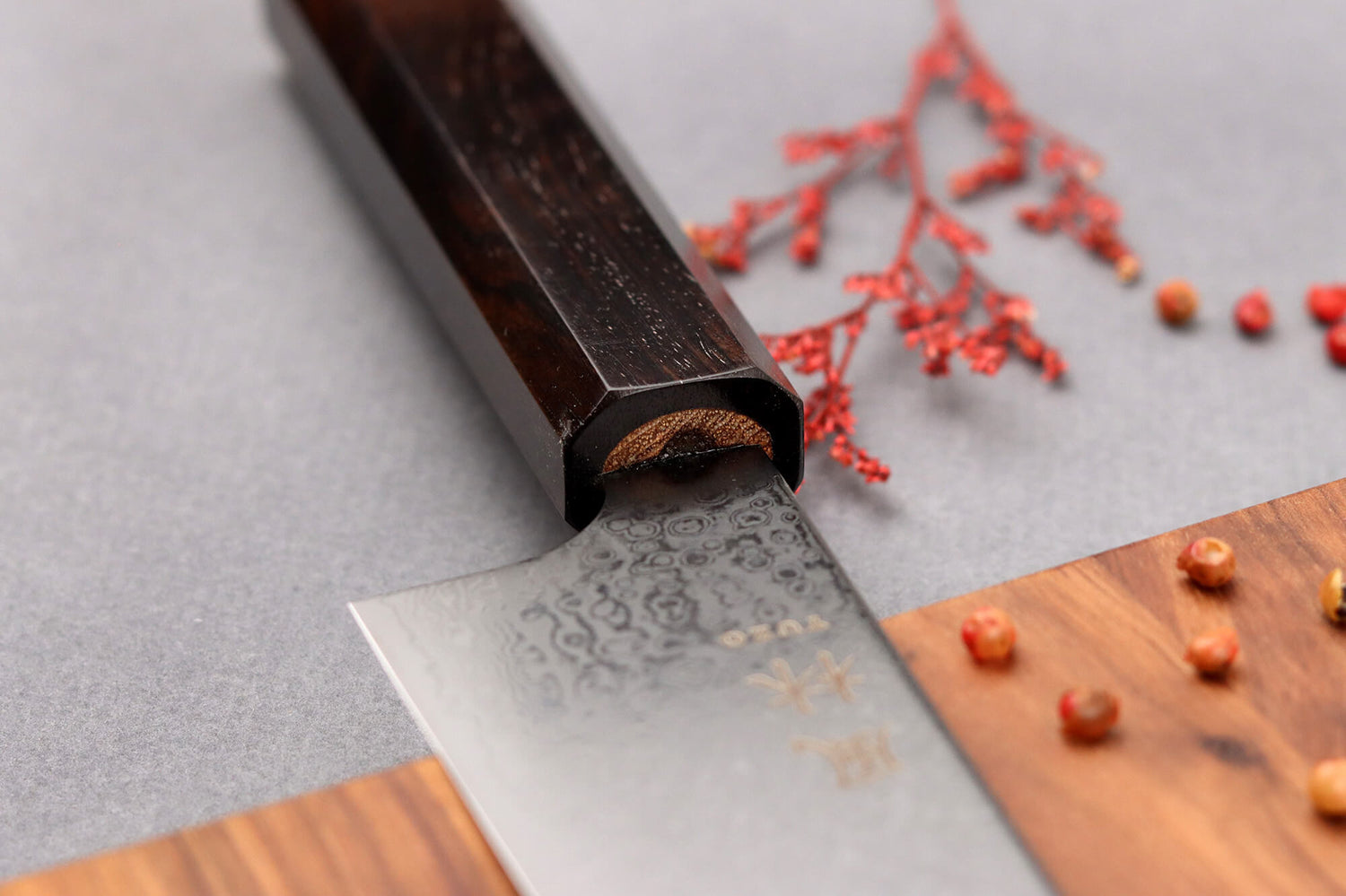 Couteau santoku 17cm japonais artisanal Yuzo Kurogane Damas VG10