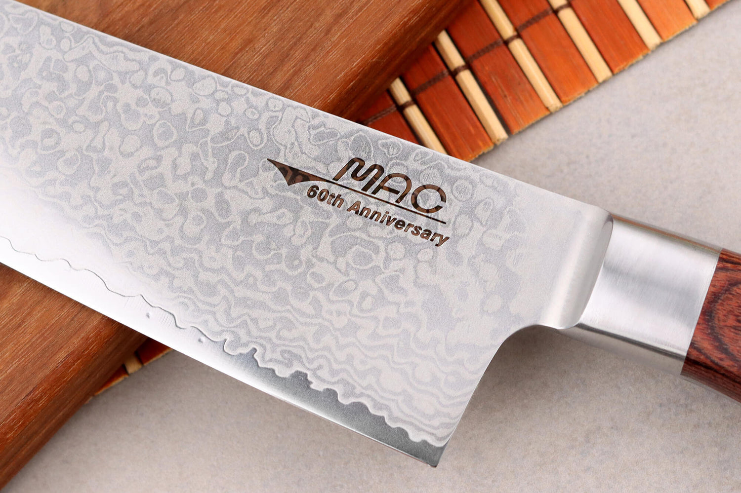 Couteau de chef 20cm japonais MAC Damas 45 couches 60th anniversary - Édition limitée