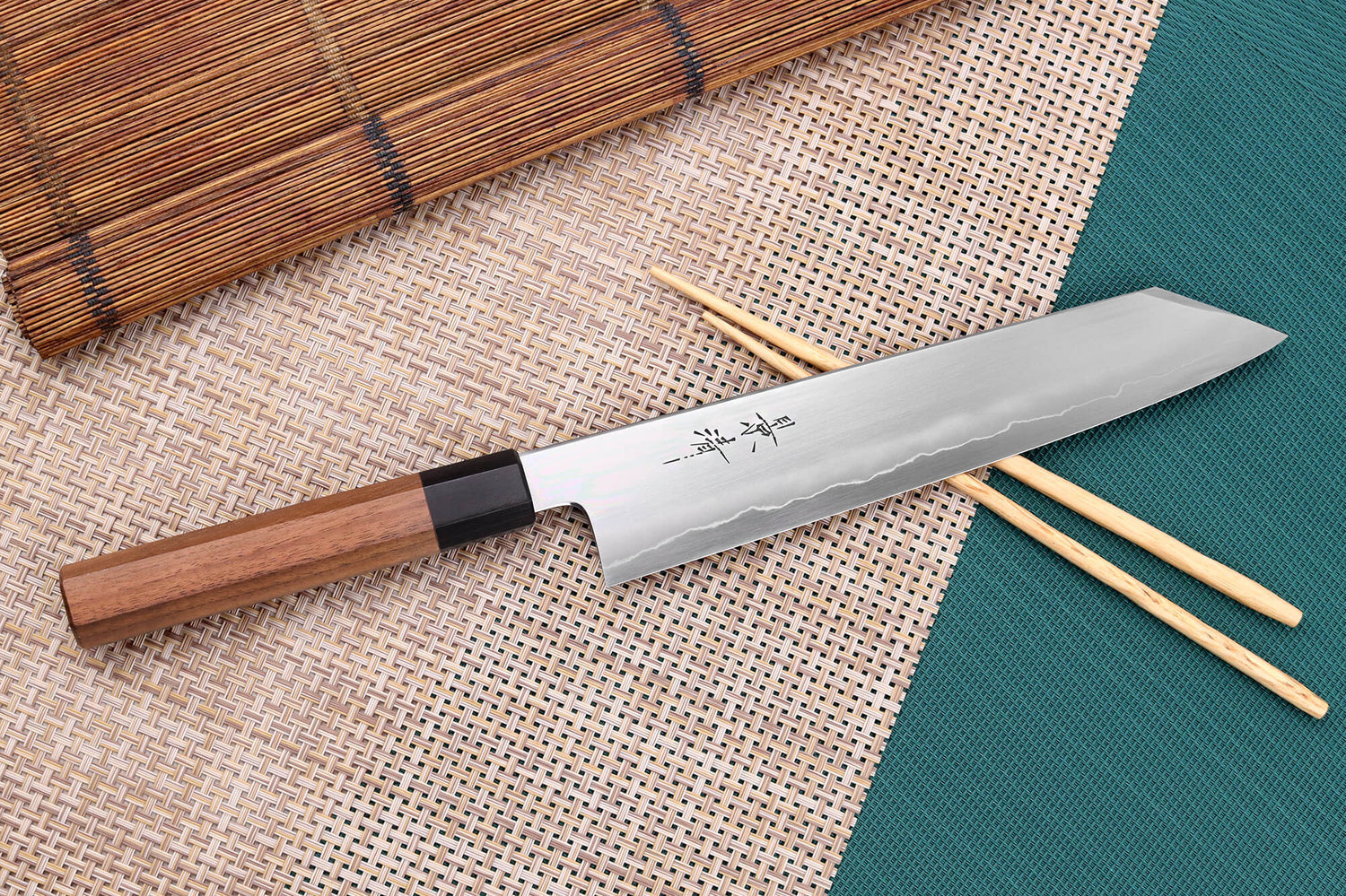 Couteau kiritsuke japonais artisanal Kagekiyo Kurumi Ginsan 24cm