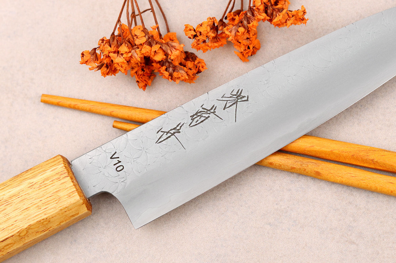 Couteau universel 13,5cm japonais artisanal Sakai Kikumori TS10 en chêne