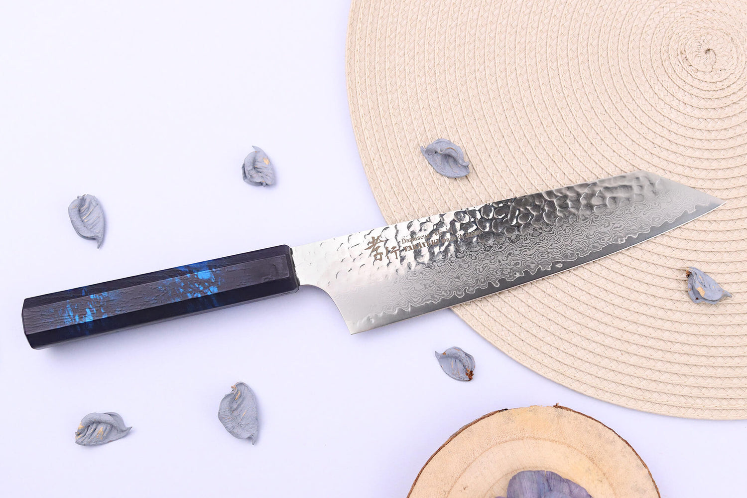 Couteau kiritsuke japonais 19cm Sakai Takayuki Nanairo Blue Damas VG10