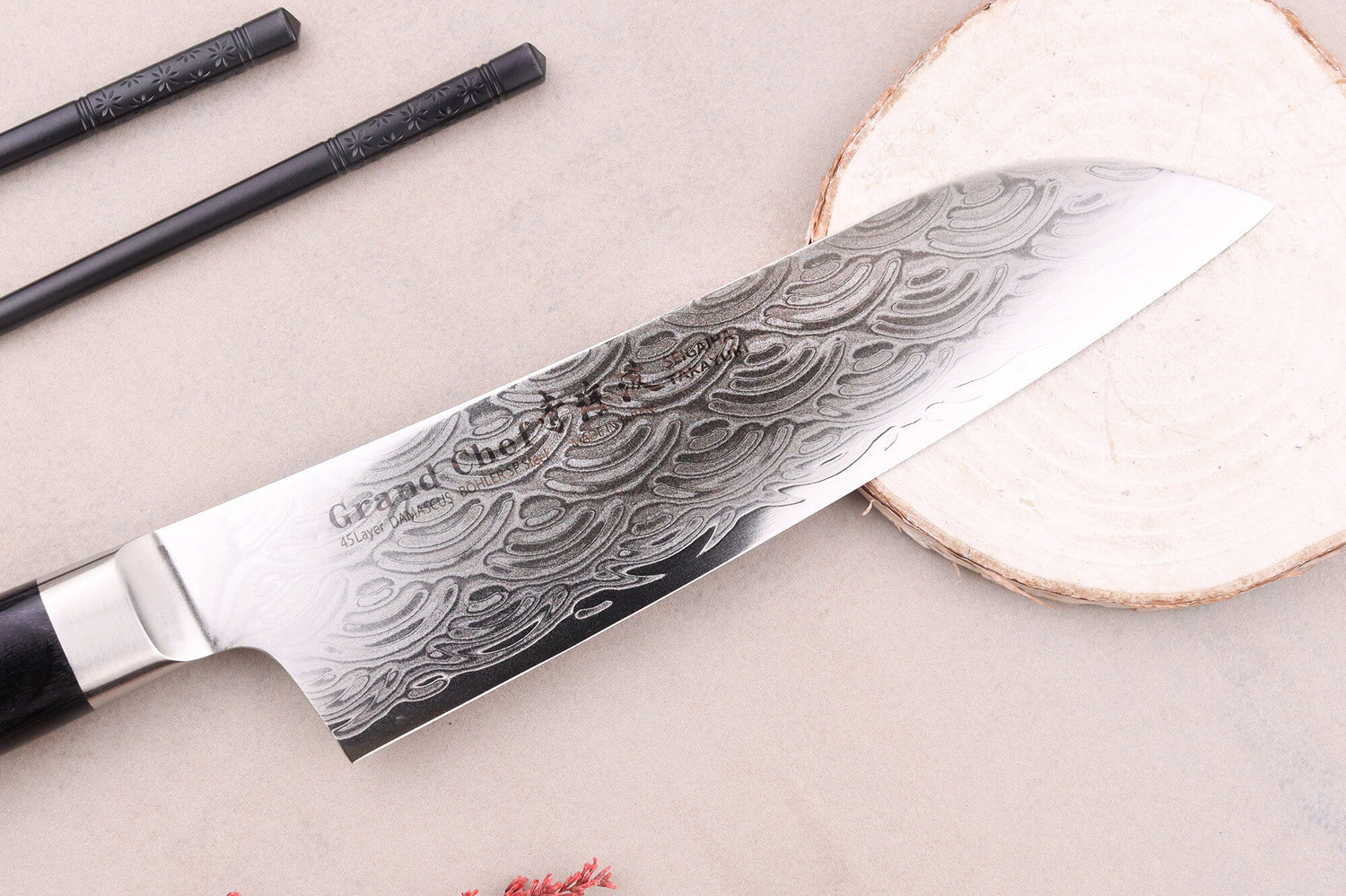 Couteau santoku 18cm japonais Sakai Takayuki Grand Chef Seigaiha Damas 45 couches