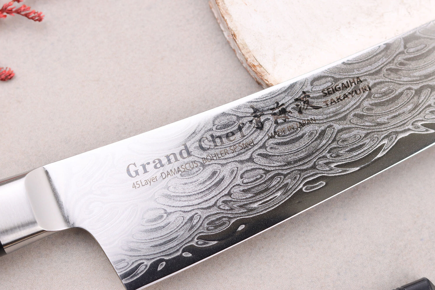 Couteau kengata santoku 16cm japonais Sakai Takayuki Grand Chef Seigaiha Damas 45 couches