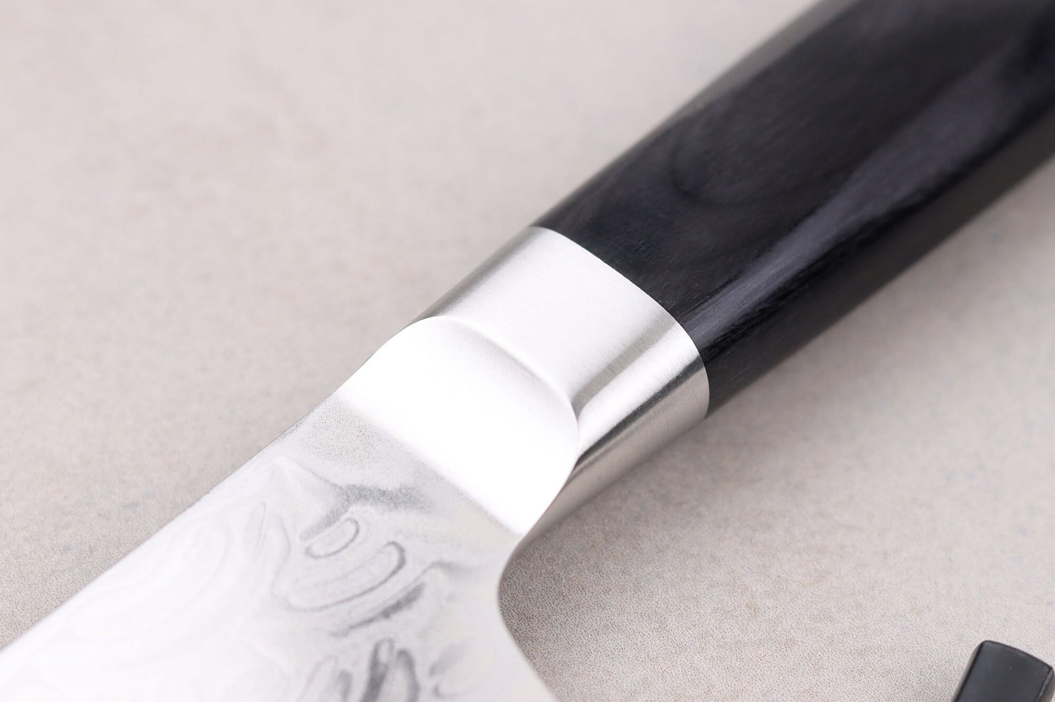 Couteau sujihiki 24cm japonais Sakai Takayuki Grand Chef Seigaiha Damas 45 couches