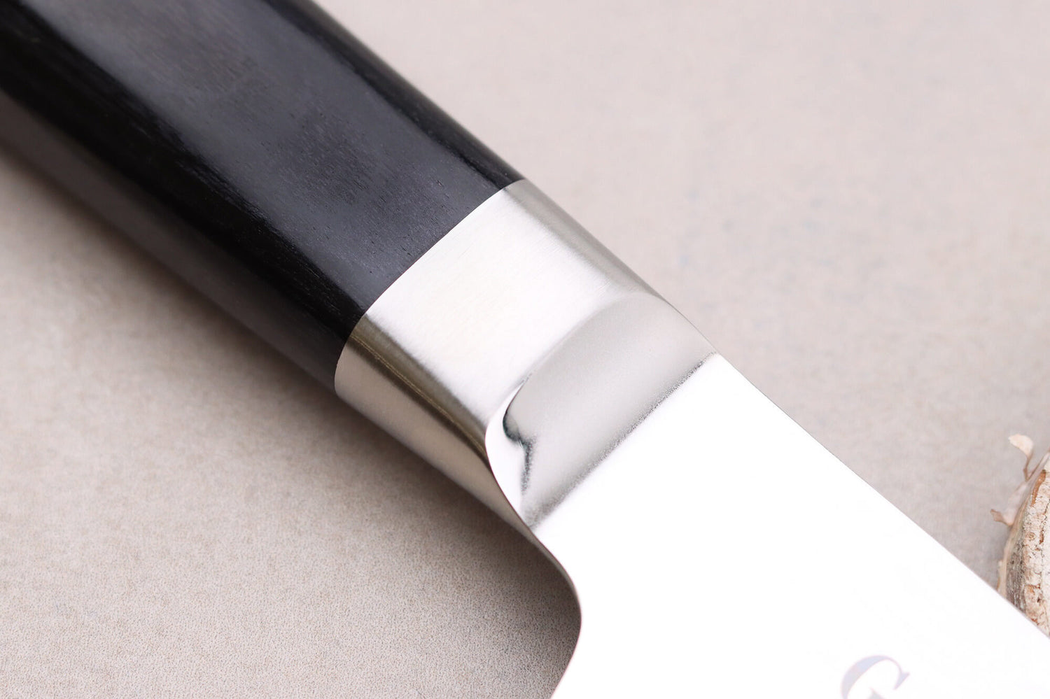 Couteau kengata sujihiki 25cm japonais Sakai Takayuki Grand Chef Seigaiha Damas 45 couches