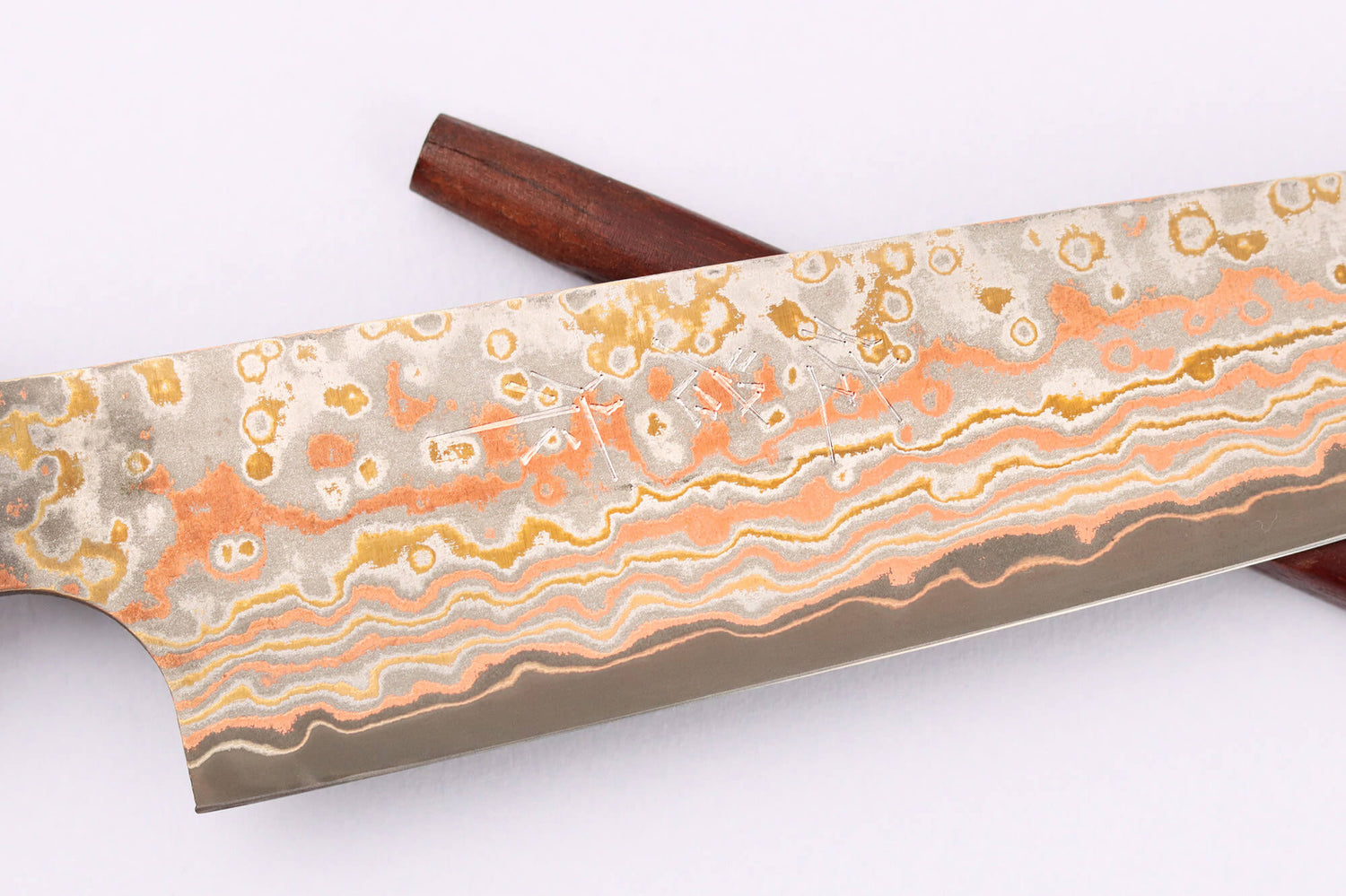 Couteau universel 13cm japonais artisanal Takeshi Saji VG10 Rainbow Nashiji