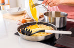 Louche à spaghetti Kitchen Aid en nylon 34cm - Blanc porcelaine