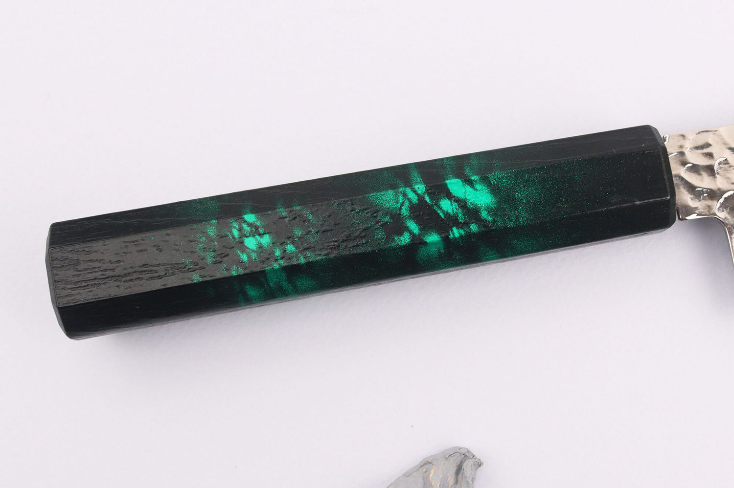 Couteau de chef japonais 21cm Sakai Takayuki Nanairo Green Damas VG10