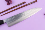 Couteau gyuto 21cm japonais artisanal Makoto Kurosaki VG7 Damas martelé