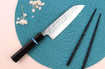 Couteau santoku japonais artisanal Yu Kurosaki Fujin 16,5cm SG2 turquoise