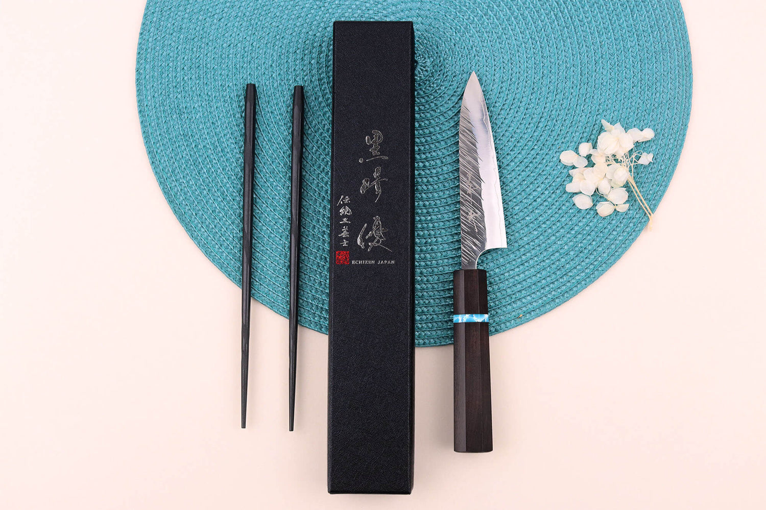 Couteau universel japonais artisanal Yu Kurosaki Fujin 12cm SG2 turquoise