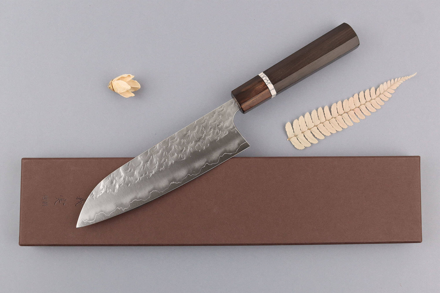 Couteau santoku 16,5cm japonais artisanal Yoshimi Kato Hyo SG2