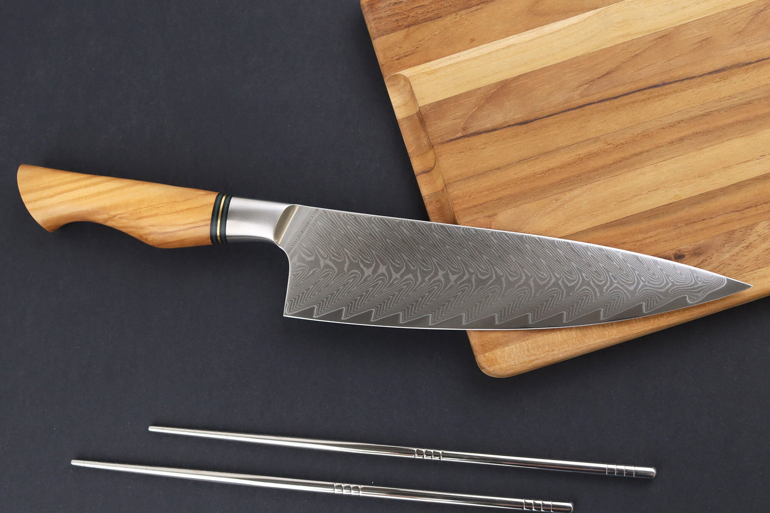 Couteau de chef 21cm Ryda Knives ST650 Damas et manche en olivier