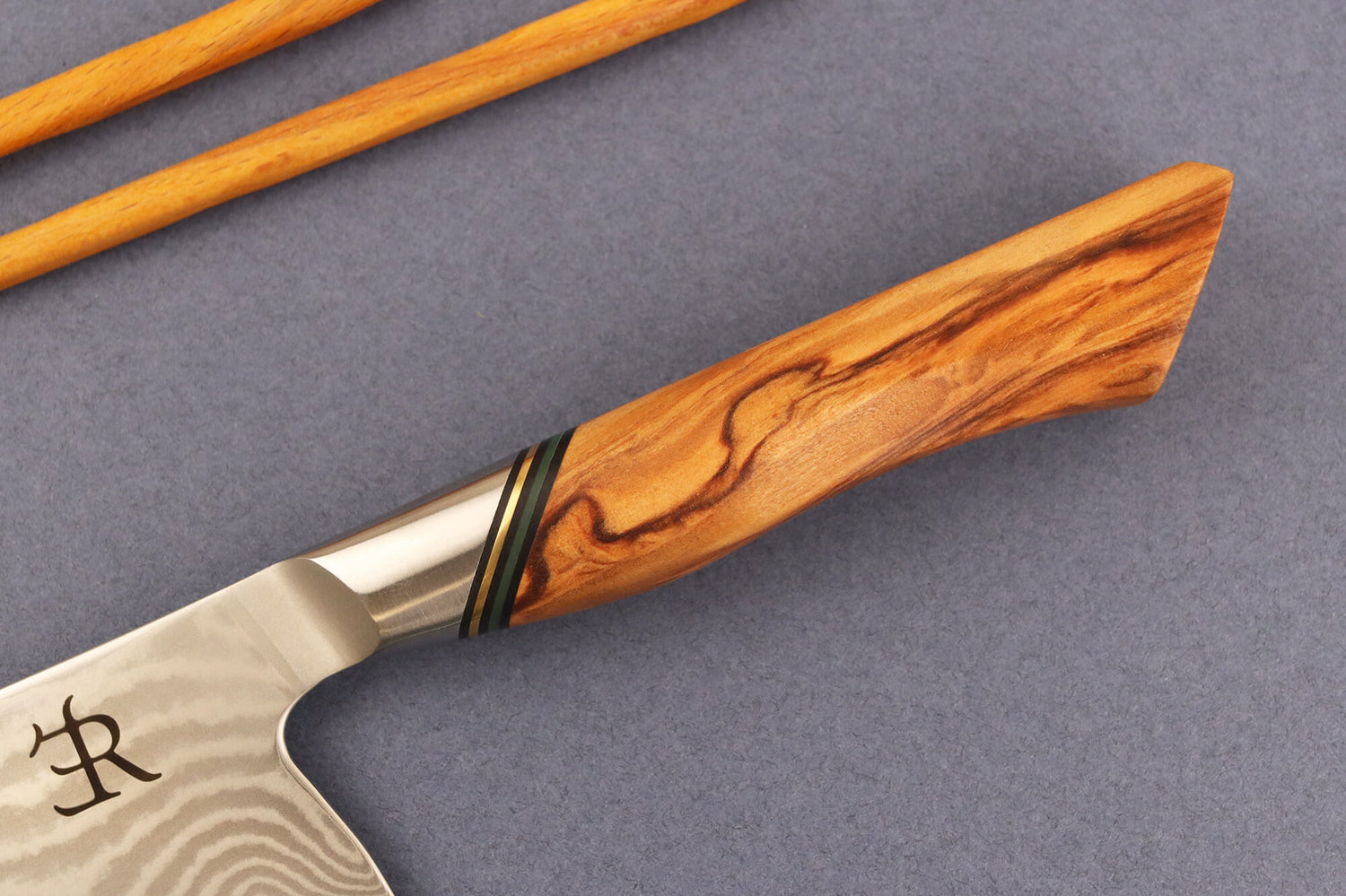 Couteau de chef 20,5cm Ryda Knives A-73 Legacy Damas et manche en olivier