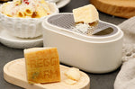 Râpe Microplane 3-en-1 blanche avec boîte de conservation et double couvercle