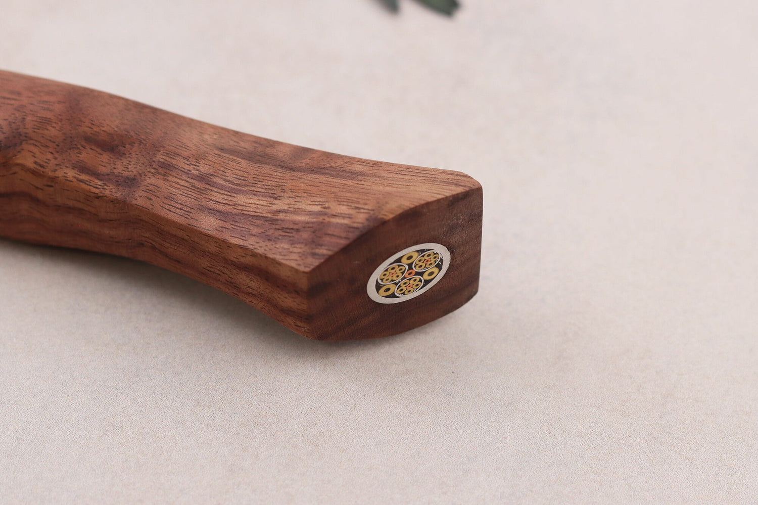 Couteau à découper 20,5cm Ryda Knives A-30 San Maï et manche en noyer
