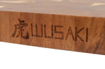 Billot de cuisine Wusaki en bois d'acacia damier 43 x 30,5 x 3,5cm