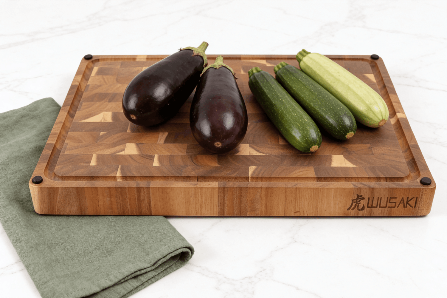 Billot de cuisine Wusaki en bois d'acacia réversible damier 48 x 35 x 3,8cm
