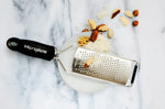 Râpe Microplane Gourmet gros grains manche noir