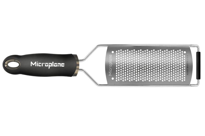 Râpe Microplane Gourmet grains fins manche noir