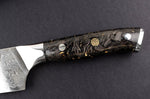 Couteau kiritsuke Wusaki Sakin Damas 10Cr 20cm manche en fibre de carbone et feuille d'or