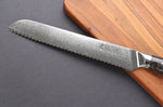 Couteau à pain Wusaki Sakin Damas 10Cr 20cm manche en fibre de carbone et feuille d'or