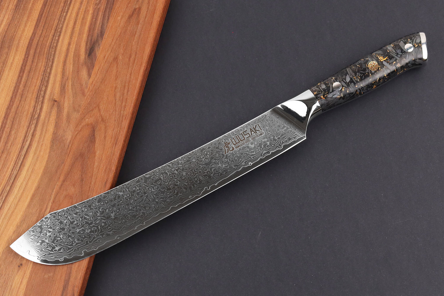 Couteau de boucher Wusaki Sakin Damas 10Cr 22cm manche en fibre de carbone et feuille d'or