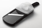 Mandoline céramique KYOCERA noire réglable avec protège doigts