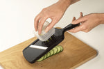 Mandoline céramique KYOCERA noire réglable avec protège doigts