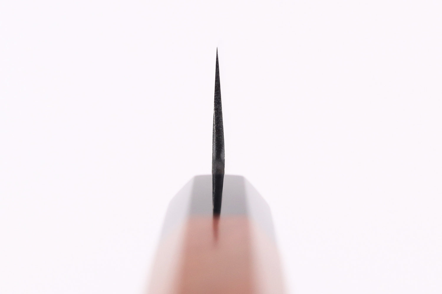 Couteau santoku Sayuto Séquoia San Mai martelé 13,5cm