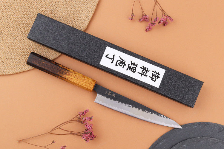 Couteau universel 15cm japonais artisanal Yuzo Black AS chêne brûlé
