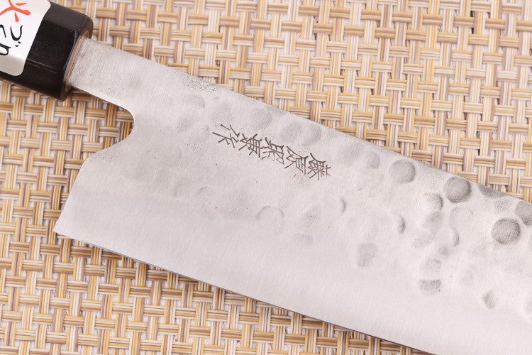 Couteau santoku 18cm japonais artisanal Fujiwara Maboroshi manche en magnolia
