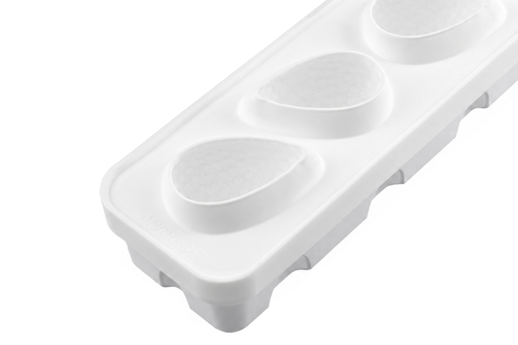 Moule pâtissier 5 fraises 3D Silikomart en silicone blanc