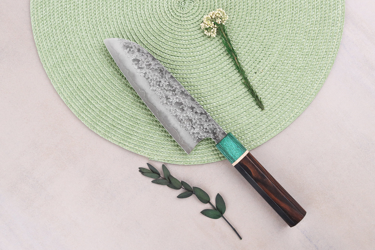 Couteau santoku 16,5cm japonais artisanal Makoto Kurosaki Samidorizuki SGStrix